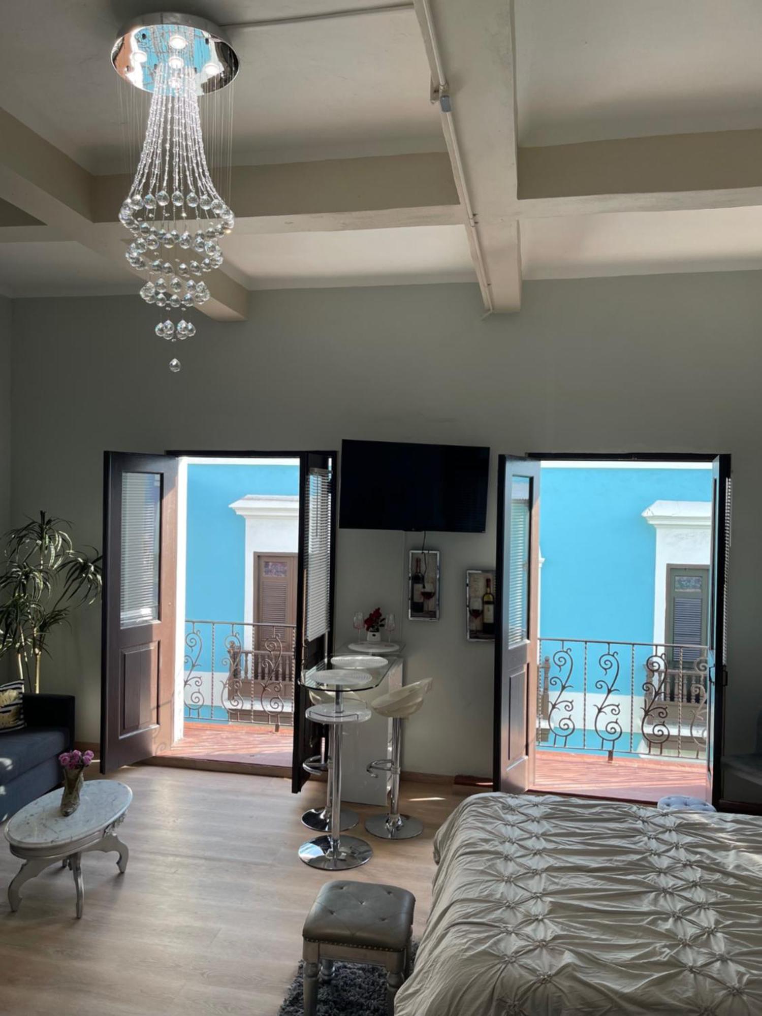 The Balconies Studio, The Marilyn Suite & The Crystal Apartment At Casa Of Essence In Old Σαν Χουάν Εξωτερικό φωτογραφία